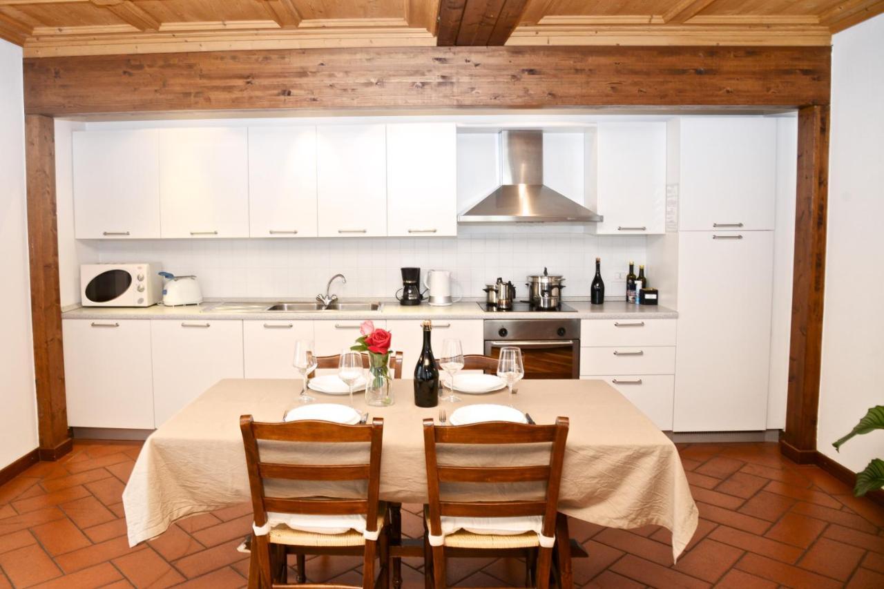 Appartamenti Casa Lory Bellagio Bagian luar foto