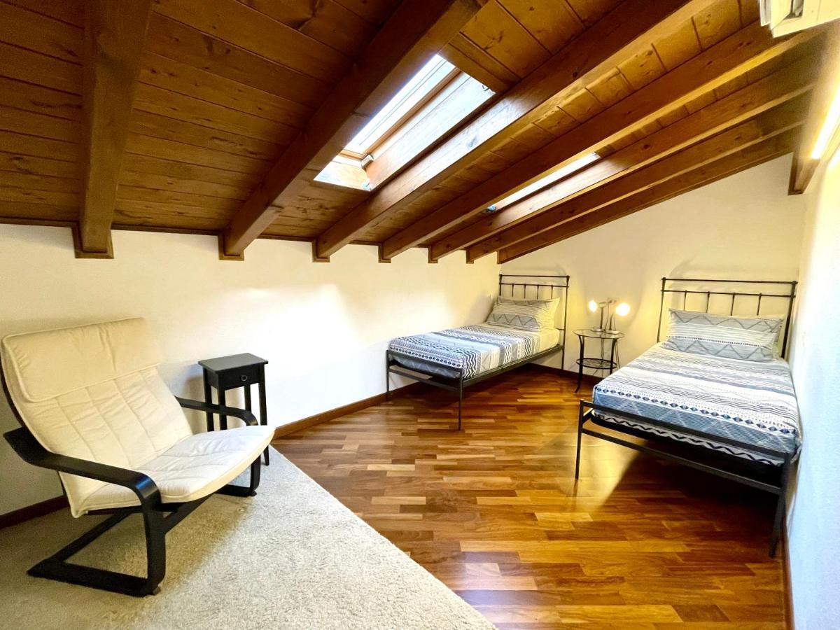 Appartamenti Casa Lory Bellagio Bagian luar foto